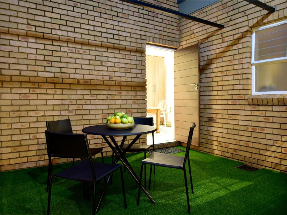 Five O'Clock Zen Boutique Guest House Centurion Buitenkant foto
